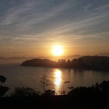 Por De Sol No Mar Da Cama Villa Caraguatatuba Luaran gambar